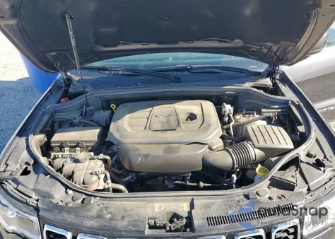 2021 Jeep Grand Cherokee Laredo z USA, uszkodzony, nr VIN 1C4RJFAG4MC853783